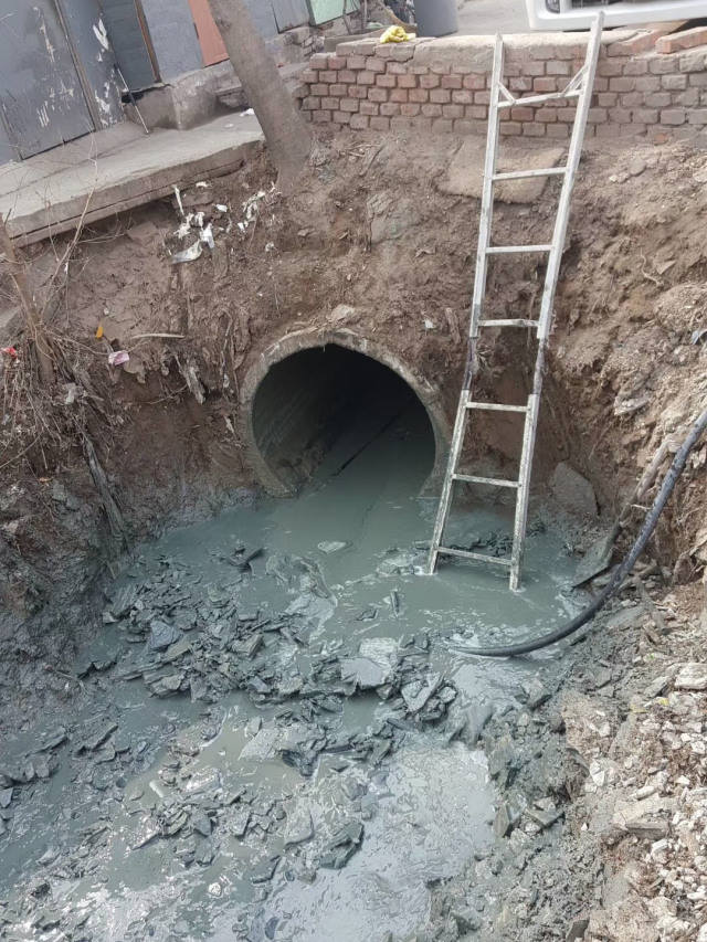 鄂托克前管道清洗